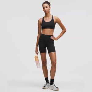 Lululemon Wunder Train 6” Bike Shorts - Black - Size 6